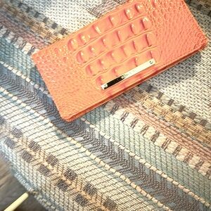 Brahmins addy Wallet in creamsicle new without tags